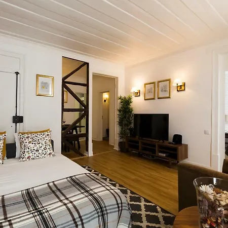 Ola - Castelo Terrace I Апартаменты *