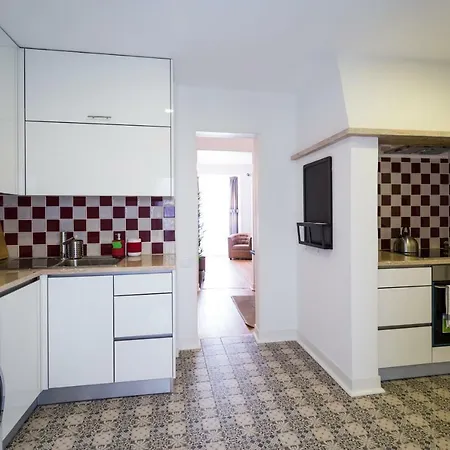Ola - Castelo Terrace I Daire