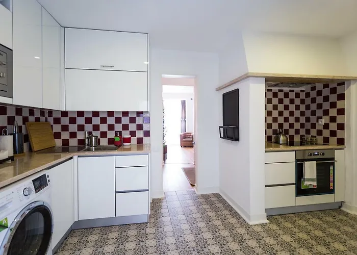 Ola - Castelo Terrace I Daire